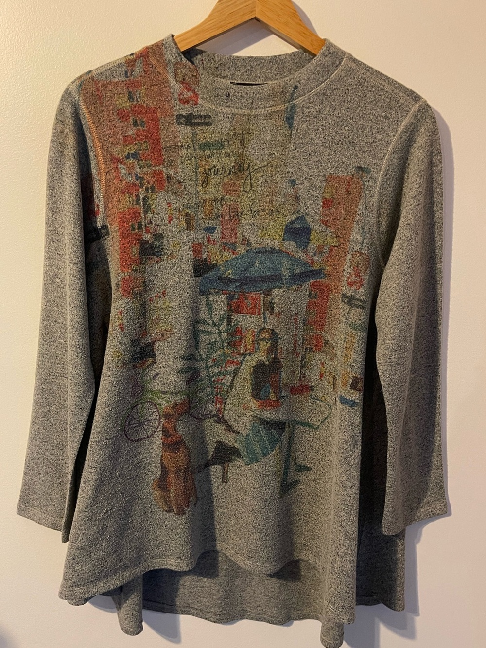 Inoah Cafe Scene Graphic Tunic Top Art To Wear High Low Knit Grey L